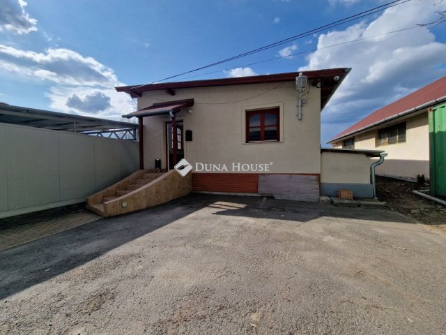 Kiadó iroda, Dunakeszin, Repülőtéri úton 440 E Ft / hó