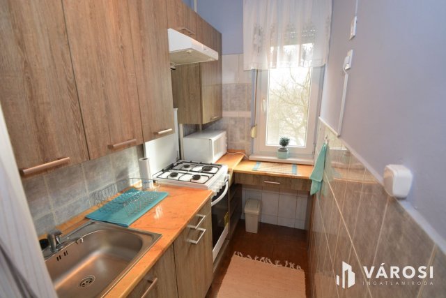 Kiadó panellakás, albérlet, Debrecenben 170 E Ft / hó, 2 szobás