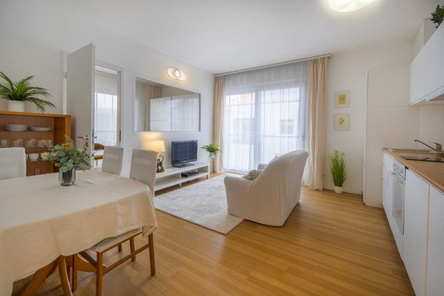 Eladó téglalakás, III. kerületben, Szent István utcában