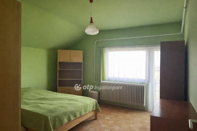 Eladó családi ház, Zalaegerszegen 73.5 M Ft, 4+2 szobás