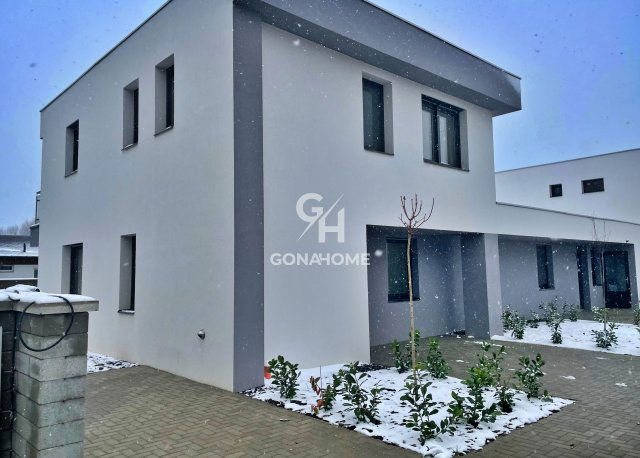 Eladó téglalakás, Ajkán 75 M Ft, 3 szobás