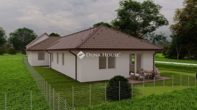 Eladó ikerház, Csörögön 77.5 M Ft, 4 szobás