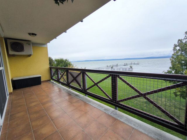 Eladó téglalakás, Balatonőszödön 128 M Ft, 2 szobás
