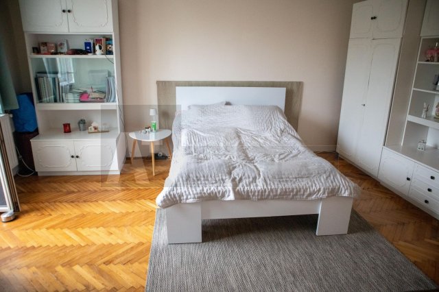 Kiadó téglalakás, albérlet, Szegeden 140 E Ft / hó, 1 szobás