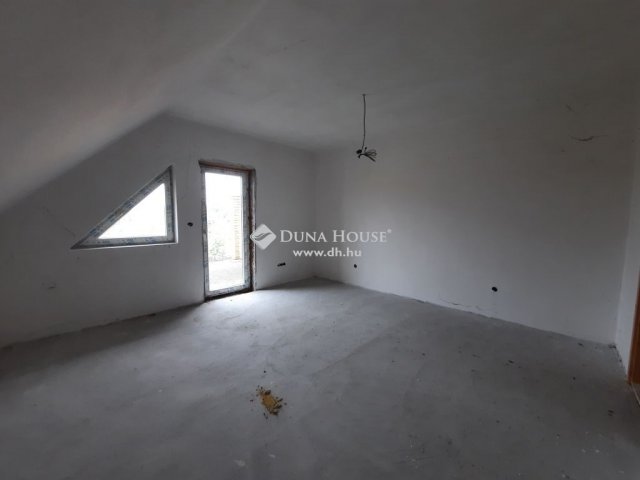 Eladó ikerház, Budapesten, X. kerületben 90 M Ft, 5 szobás