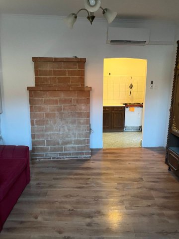 Eladó téglalakás, Esztergomban 24.9 M Ft, 1 szobás