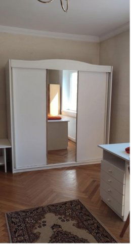 Kiadó téglalakás, albérlet, Debrecenben 130 E Ft / hó, 3 szobás