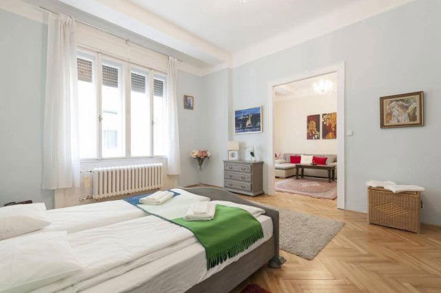 Eladó téglalakás, Budapesten, VII. kerületben 96 M Ft, 2 szobás