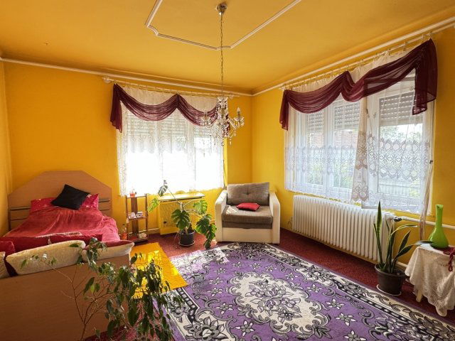 Eladó családi ház, Dormándon 25 M Ft, 3 szobás