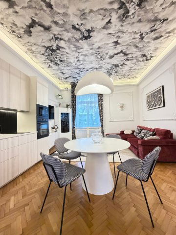 Kiadó téglalakás, albérlet, Győrött 500 E Ft / hó, 3 szobás