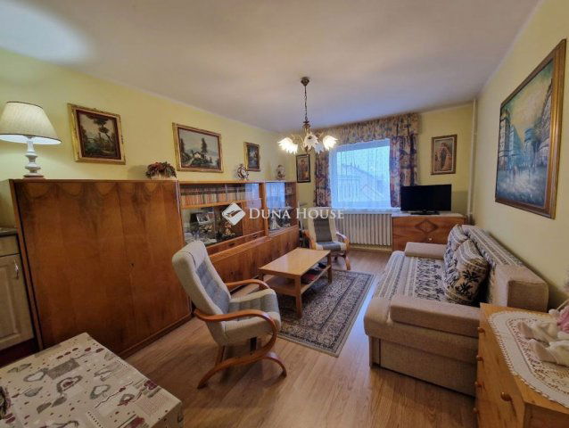 Eladó téglalakás, Keszthelyen, Kossuth Lajos utcában 49.9 M Ft