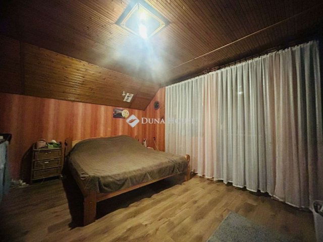 Eladó családi ház, Lajosmizsén 129 M Ft, 5 szobás