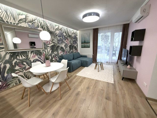 Eladó téglalakás, Budapesten, VIII. kerületben, Corvin sétányon