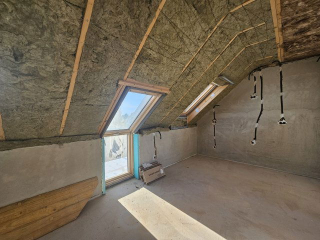 Eladó téglalakás, Pápán 37.445 M Ft, 1+1 szobás