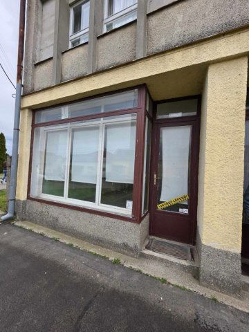 Eladó üzlethelyiség, Sellyén 19.99 M Ft, 3 szobás