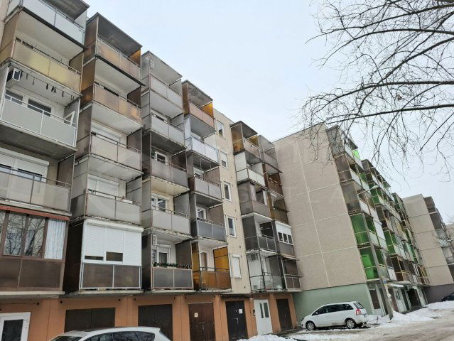 Eladó panellakás, Miskolcon 19.9 M Ft, 1 szobás