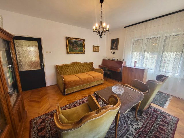 Eladó családi ház, Hatvanban 61.8 M Ft, 6 szobás