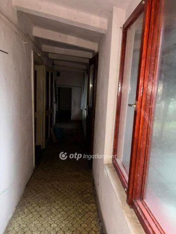 Eladó családi ház, Gyulán 14 M Ft, 2 szobás