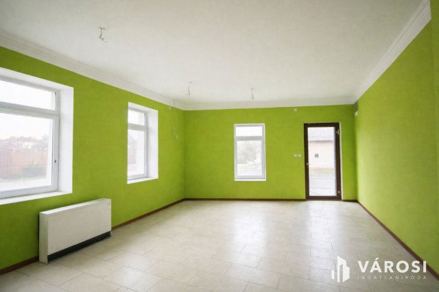 Eladó üzlethelyiség, Gyomaendrődön 19.9 M Ft, 3+1 szobás