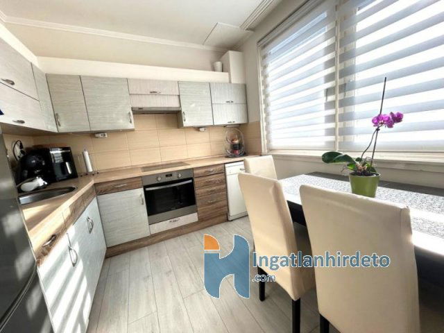 Eladó téglalakás, Debrecenben 69.5 M Ft, 3 szobás