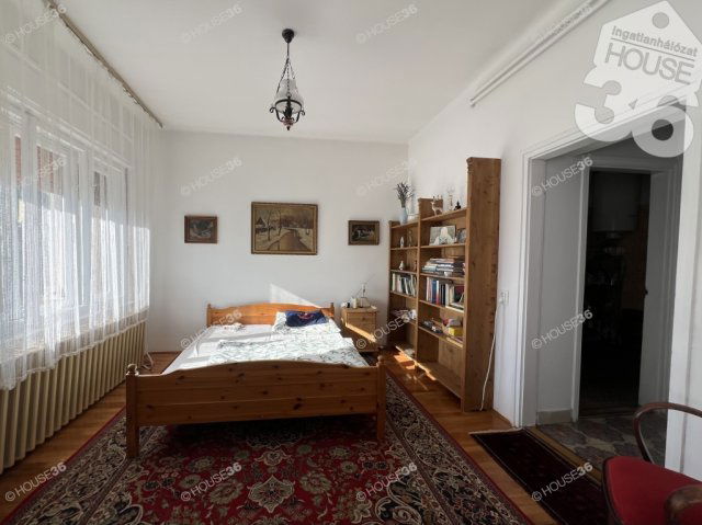 Eladó családi ház, Kecskeméten 83.9 M Ft, 5 szobás