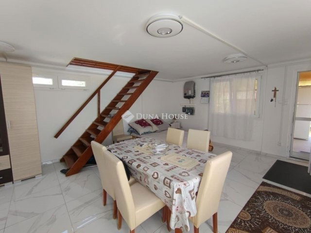 Eladó családi ház, Erdőkertesen 54.5 M Ft, 2 szobás