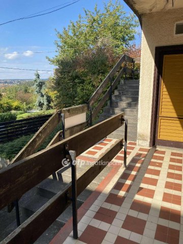 Eladó családi ház, Keszthelyen 48.9 M Ft, 2+2 szobás