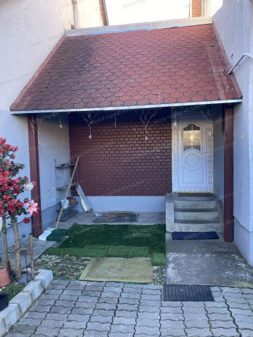 Eladó családi ház, Kőteleken 25 M Ft, 2 szobás