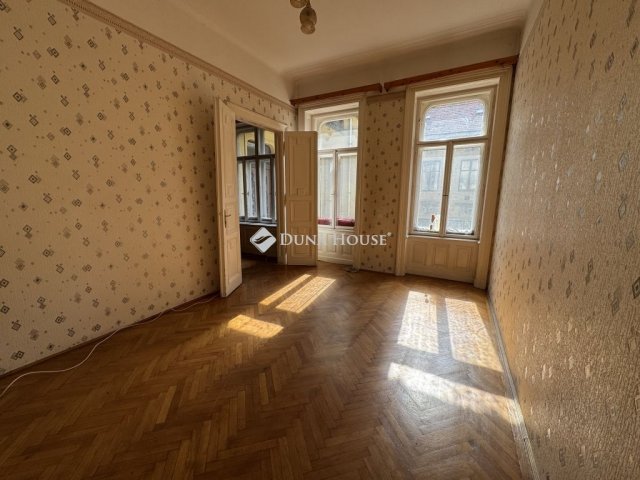 Eladó téglalakás, Budapesten, IX. kerületben 89.9 M Ft, 3 szobás