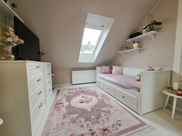 Eladó téglalakás, Debrecenben 74.9 M Ft, 4 szobás