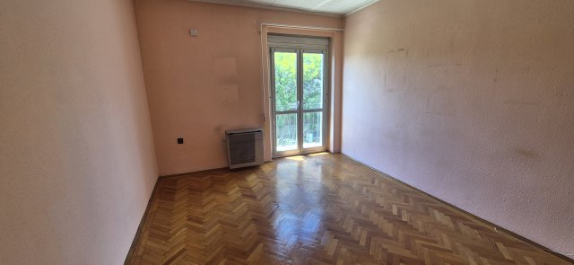 Eladó téglalakás, Debrecenben 41.99 M Ft, 2 szobás