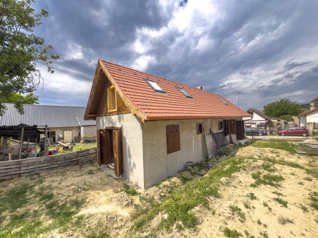 Eladó családi ház, Csabdiban 59.99 M Ft, 2+1 szobás