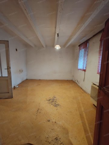 Eladó családi ház, Rákóczifalván 12 M Ft, 2+1 szobás