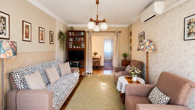 Eladó panellakás, Budapesten, IV. kerületben 61.9 M Ft, 2 szobás