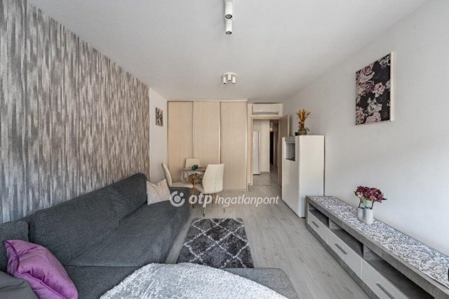 Eladó téglalakás, Budapesten, I. kerületben 99.9 M Ft
