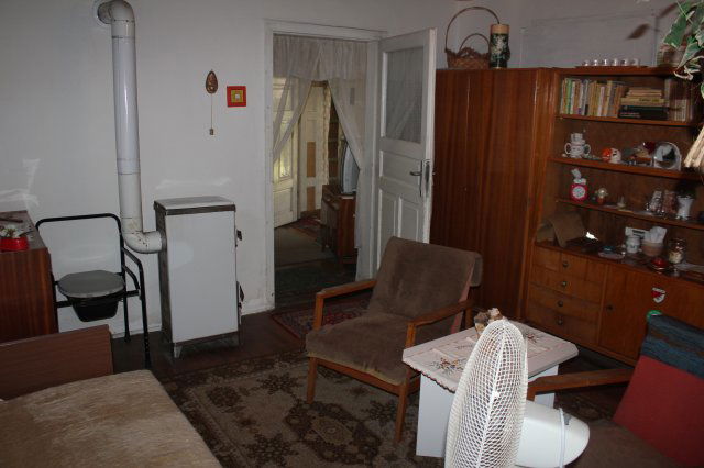 Eladó családi ház, Kapuváron 17.99 M Ft, 2 szobás