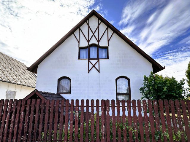 Eladó családi ház, Mezőhegyesen 46 M Ft, 4 szobás