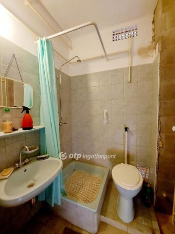 Eladó téglalakás, Miskolcon 16.4 M Ft, 1 szobás