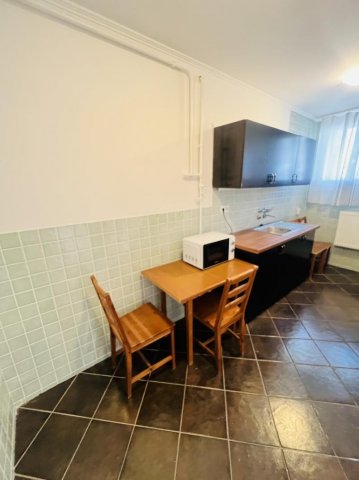 Kiadó téglalakás, albérlet, Tatán 180 E Ft / hó, 2 szobás