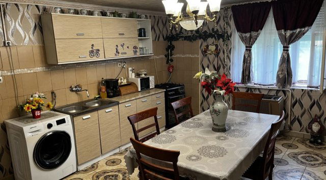 Eladó családi ház, Sarkadon 15 M Ft, 3 szobás