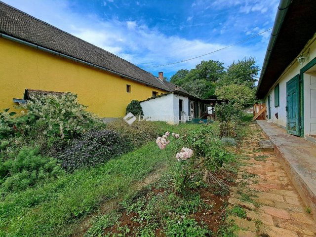 Eladó családi ház, Görcsönydobokán 11.9 M Ft, 2 szobás