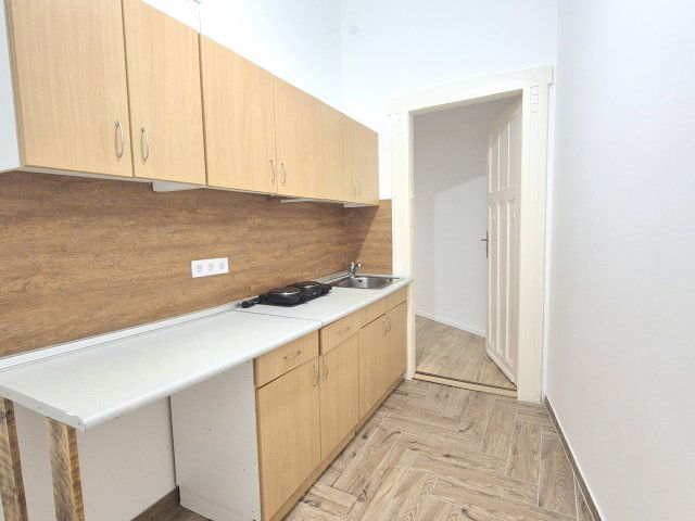 Kiadó téglalakás, albérlet, II. kerületben, Lövőház utcában