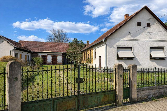 Eladó családi ház, Bikalon 29.8 M Ft, 4 szobás