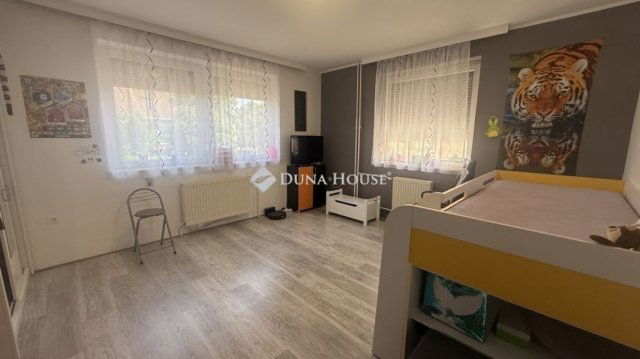 Eladó családi ház, Bükön 87.5 M Ft, 7 szobás