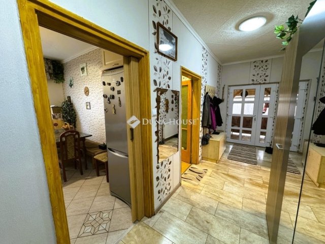 Eladó családi ház, Csolnokon 75 M Ft, 4 szobás