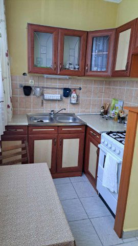 Eladó téglalakás, Egerben 39.9 M Ft, 2 szobás