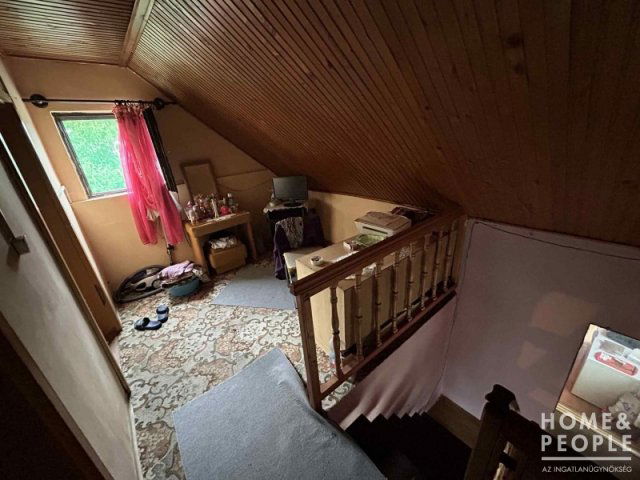 Eladó családi ház, Szegeden 35.9 M Ft, 2 szobás