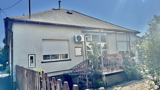 Eladó családi ház, Székesfehérvárott 84.9 M Ft, 3 szobás