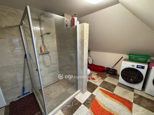 Eladó családi ház, Nyíregyházán 126.6 M Ft, 5 szobás