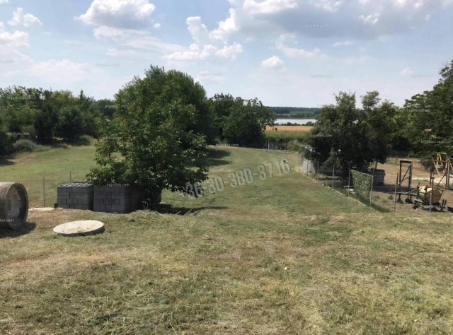 Eladó telek, Dunaföldváron 6.5 M Ft / költözzbe.hu